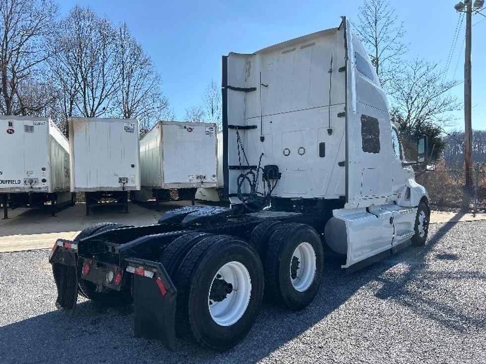 Sleeper Tractor-Heavy Duty Tractors-International-2019-LT625-Blountville-TN-490,395\n\t\tmiles-$ 38,250 - Image 7