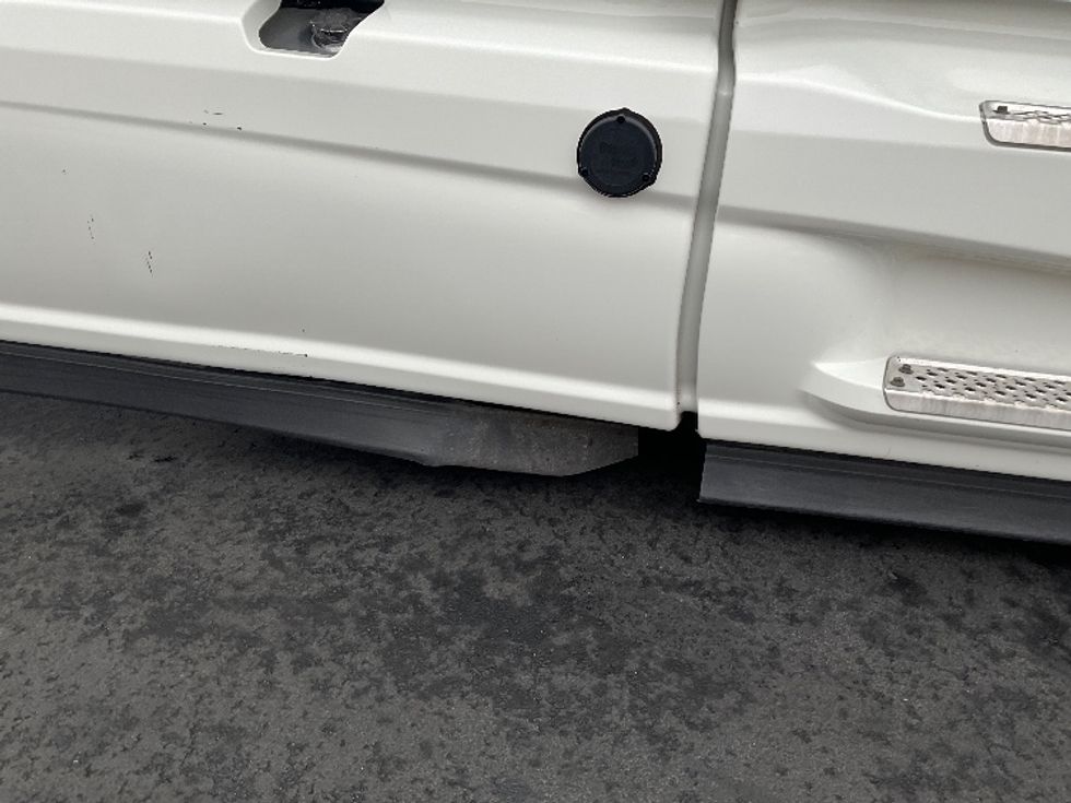 Sleeper Tractor-Heavy Duty Tractors-International-2019-LT625-Boise-ID-332,860\n\t\tmiles-$ 49,500 - Image 24