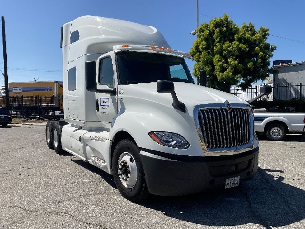 2019 International LT625 Sleeper Tractor