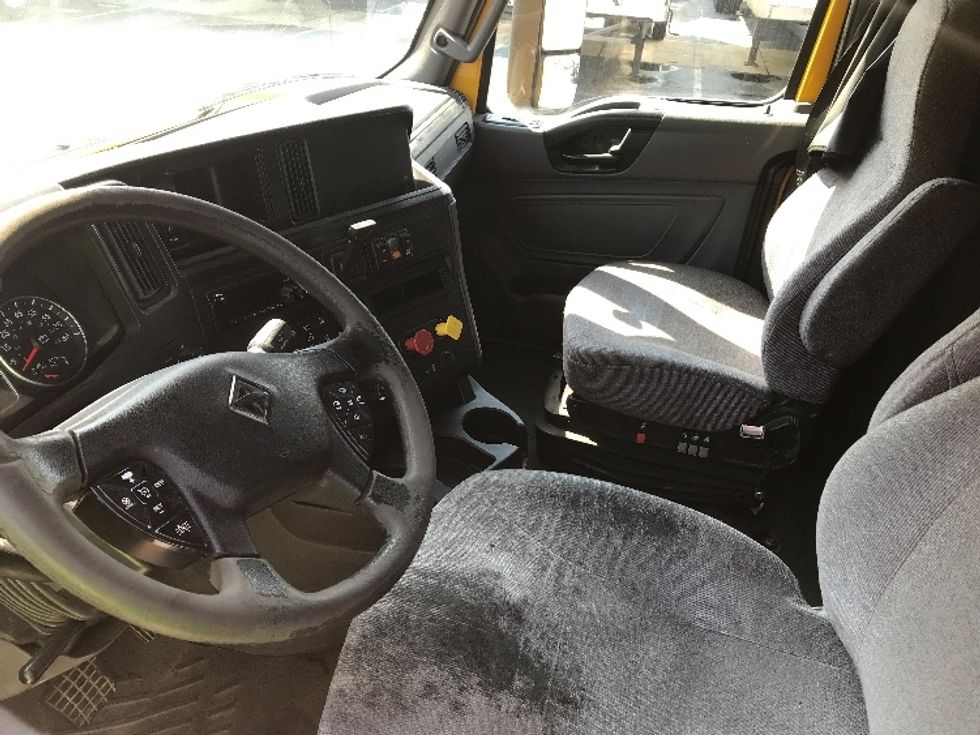 Sleeper Tractor-Heavy Duty Tractors-International-2019-LT625-Chesapeake-VA-540,633\n\t\tmiles-$ 29,750 - Image 10