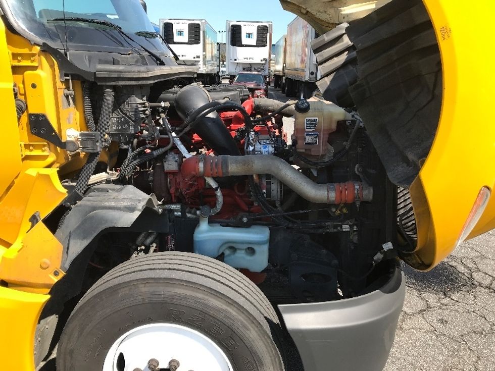 Sleeper Tractor-Heavy Duty Tractors-International-2019-LT625-Chesapeake-VA-540,633\n\t\tmiles-$ 29,750 - Image 20