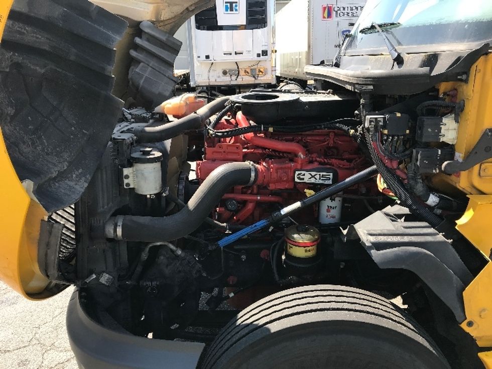 Sleeper Tractor-Heavy Duty Tractors-International-2019-LT625-Chesapeake-VA-540,633\n\t\tmiles-$ 29,750 - Image 21