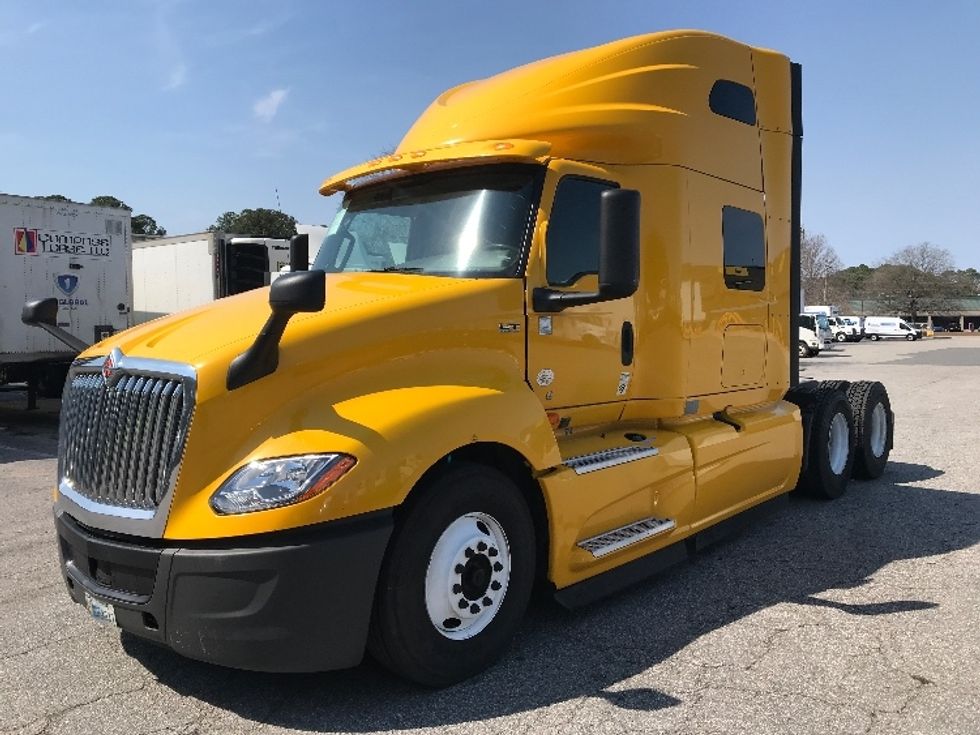 Sleeper Tractor-Heavy Duty Tractors-International-2019-LT625-Chesapeake-VA-540,633\n\t\tmiles-$ 29,750 - Image 3