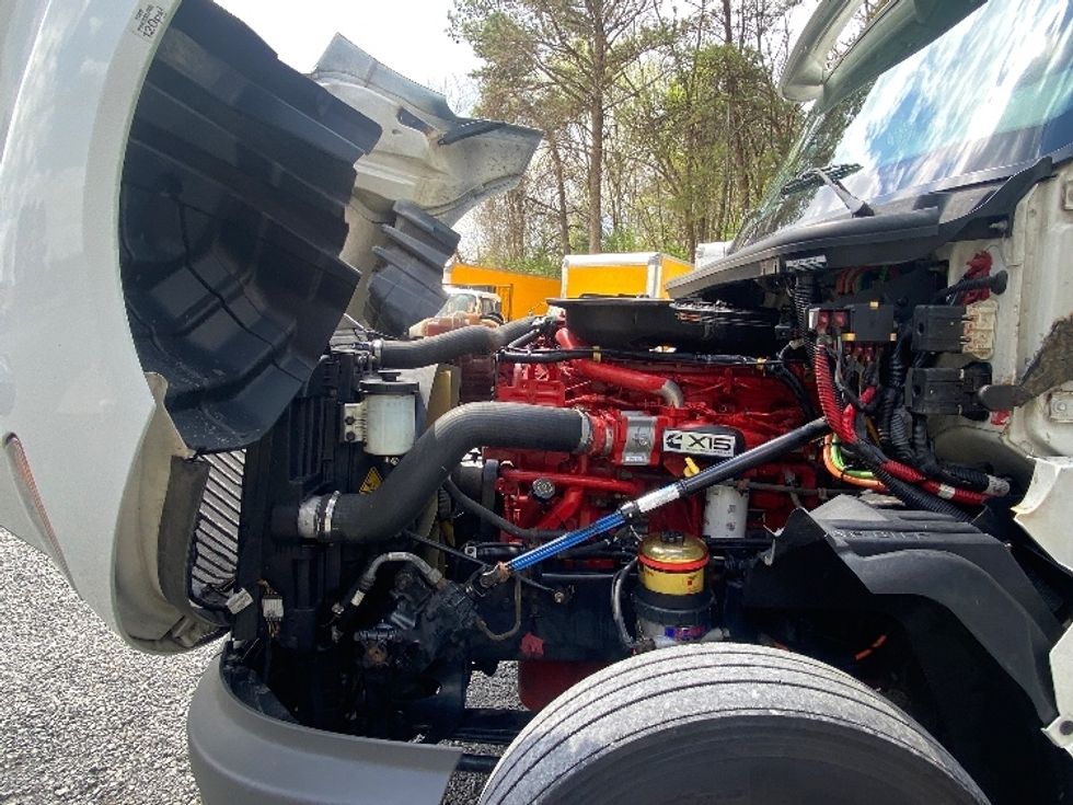 Sleeper Tractor-Heavy Duty Tractors-International-2019-LT625-Cleveland-TN-716,888\n\t\tmiles-$ 28,250 - Image 21