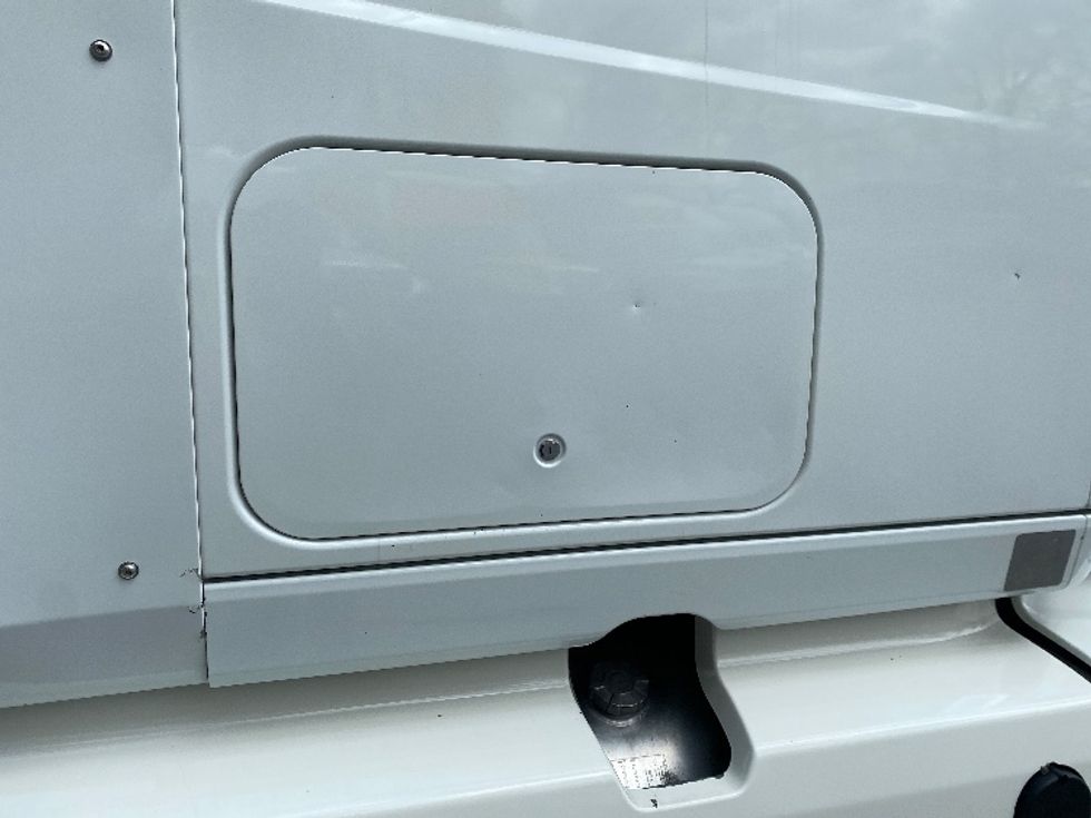 Sleeper Tractor-Heavy Duty Tractors-International-2019-LT625-Cleveland-TN-716,888\n\t\tmiles-$ 28,250 - Image 23