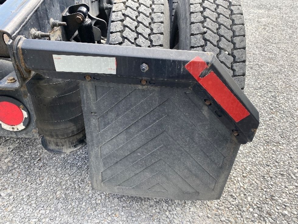 Sleeper Tractor-Heavy Duty Tractors-International-2019-LT625-Cleveland-TN-716,888\n\t\tmiles-$ 28,250 - Image 27