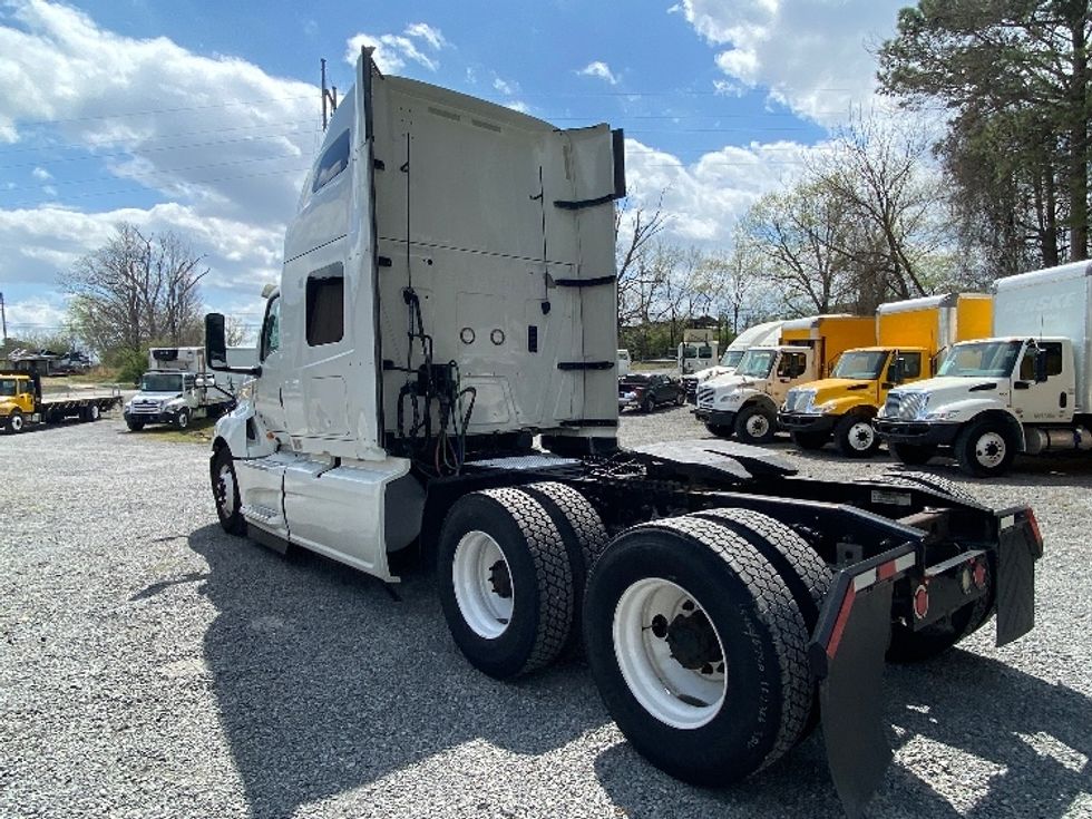 Sleeper Tractor-Heavy Duty Tractors-International-2019-LT625-Cleveland-TN-716,888\n\t\tmiles-$ 28,250 - Image 5