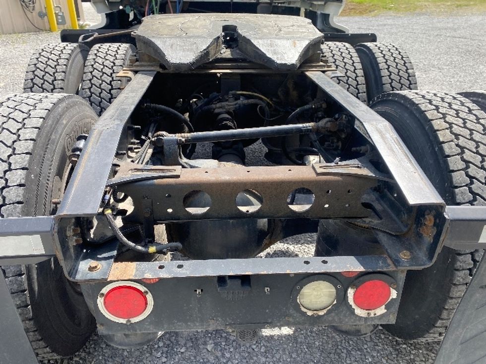 Sleeper Tractor-Heavy Duty Tractors-International-2019-LT625-Cleveland-TN-716,888\n\t\tmiles-$ 28,250 - Image 6