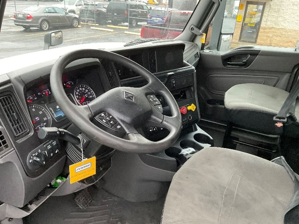 Sleeper Tractor-Heavy Duty Tractors-International-2019-LT625-Columbus-OH-510,260\n\t\tmiles-$ 39,500 - Image 10