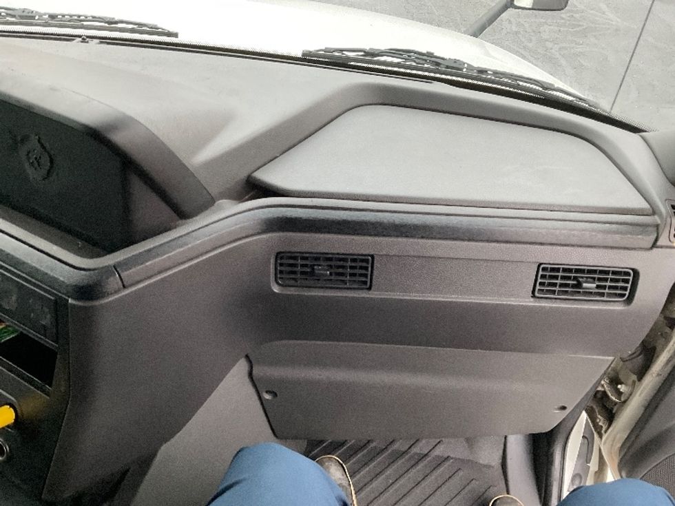 Sleeper Tractor-Heavy Duty Tractors-International-2019-LT625-Columbus-OH-510,260\n\t\tmiles-$ 39,500 - Image 13