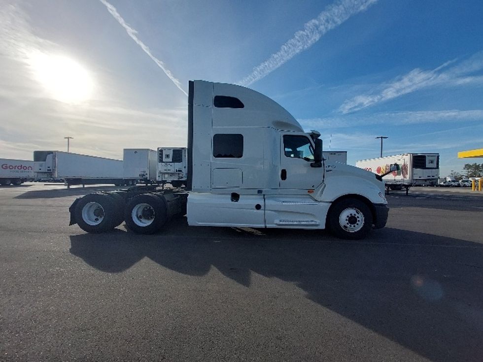 Sleeper Tractor-Heavy Duty Tractors-International-2019-LT625-Concord-NC-511,528\n\t\tmiles-$ 35,500 - Image 8