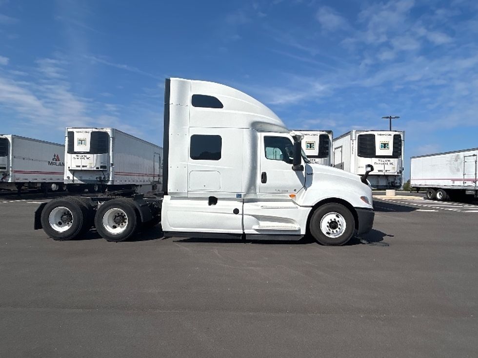 Sleeper Tractor-Heavy Duty Tractors-International-2019-LT625-Concord-NC-559,519\n\t\tmiles-$ 40,750 - Image 8