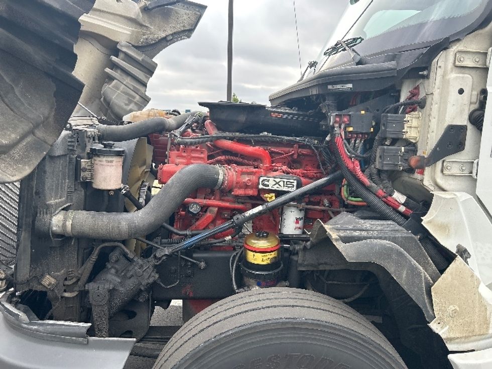 Sleeper Tractor-Heavy Duty Tractors-International-2019-LT625-Concord-NC-583,194\n\t\tmiles-$ 31,500 - Image 21