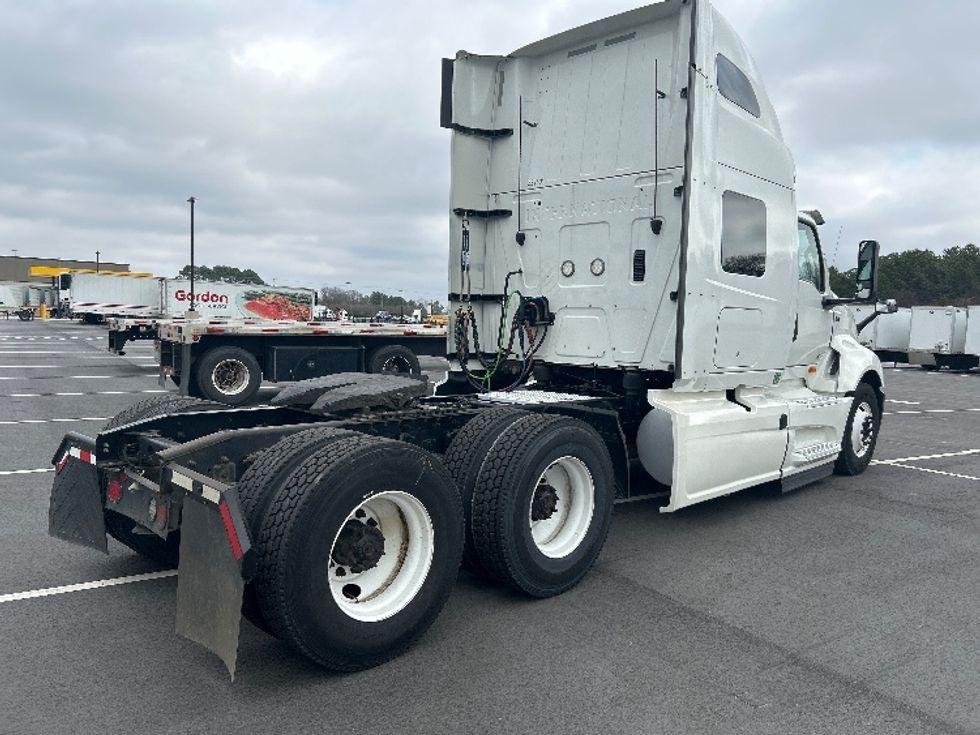 Sleeper Tractor-Heavy Duty Tractors-International-2019-LT625-Concord-NC-583,194\n\t\tmiles-$ 31,500 - Image 7