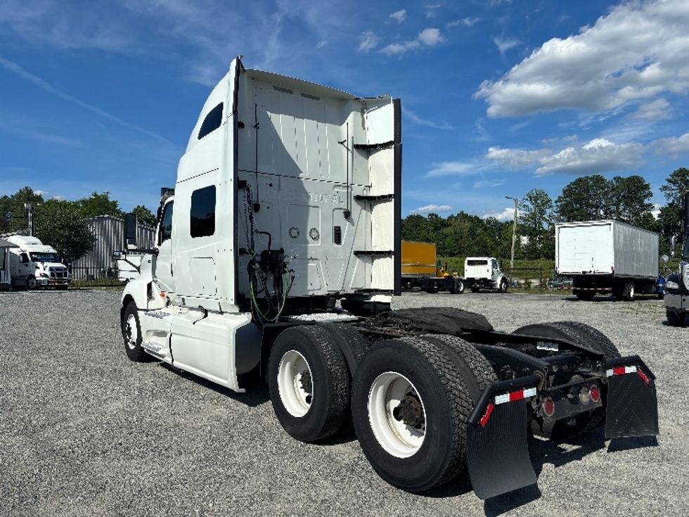 Sleeper Tractor-Heavy Duty Tractors-International-2019-LT625-Concord-NC-616,815\n\t\tmiles-$ 37,750 - Image 5