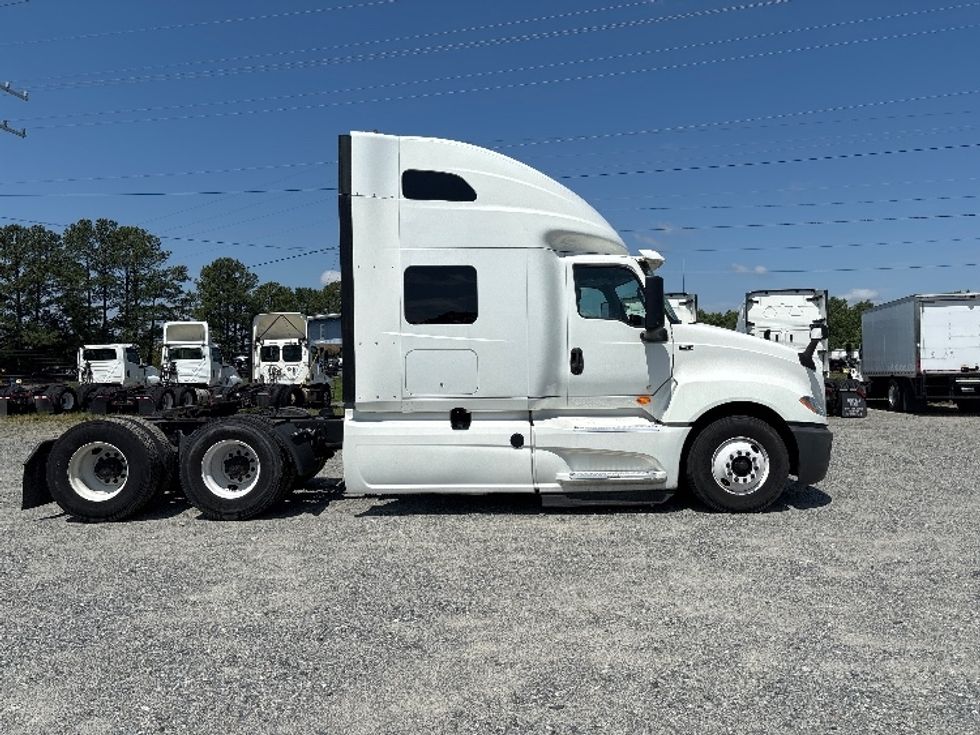 Sleeper Tractor-Heavy Duty Tractors-International-2019-LT625-Concord-NC-616,815\n\t\tmiles-$ 37,750 - Image 8