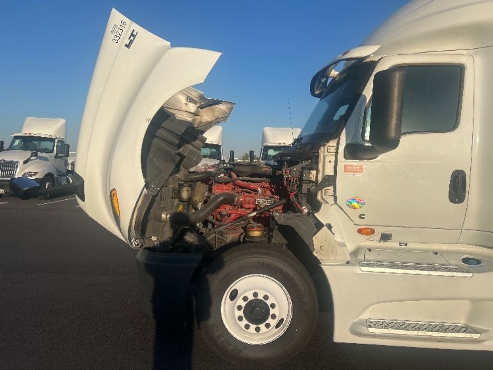 Sleeper Tractor-Heavy Duty Tractors-International-2019-LT625-Concord-NC-651,343\n\t\tmiles-$ 31,500 - Image 21