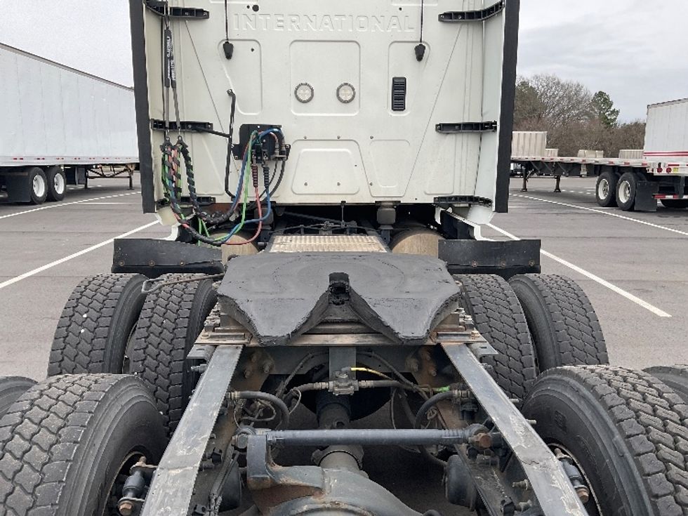 Sleeper Tractor-Heavy Duty Tractors-International-2019-LT625-Concord-NC-654,535\n\t\tmiles-$ 27,500 - Image 6