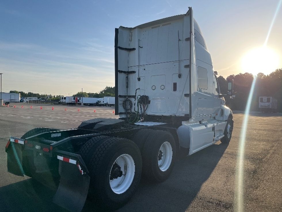 Sleeper Tractor-Heavy Duty Tractors-International-2019-LT625-Concord-NC-682,119\n\t\tmiles-$ 27,500 - Image 7