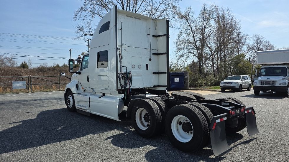 Sleeper Tractor-Heavy Duty Tractors-International-2019-LT625-Concord-NC-741,533\n\t\tmiles-$ 21,500 - Image 5