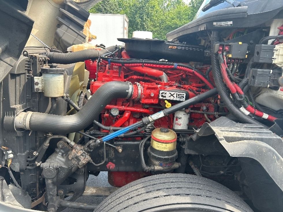 Sleeper Tractor-Heavy Duty Tractors-International-2019-LT625-Cranbury-NJ-547,207\n\t\tmiles-$ 44,000 - Image 19