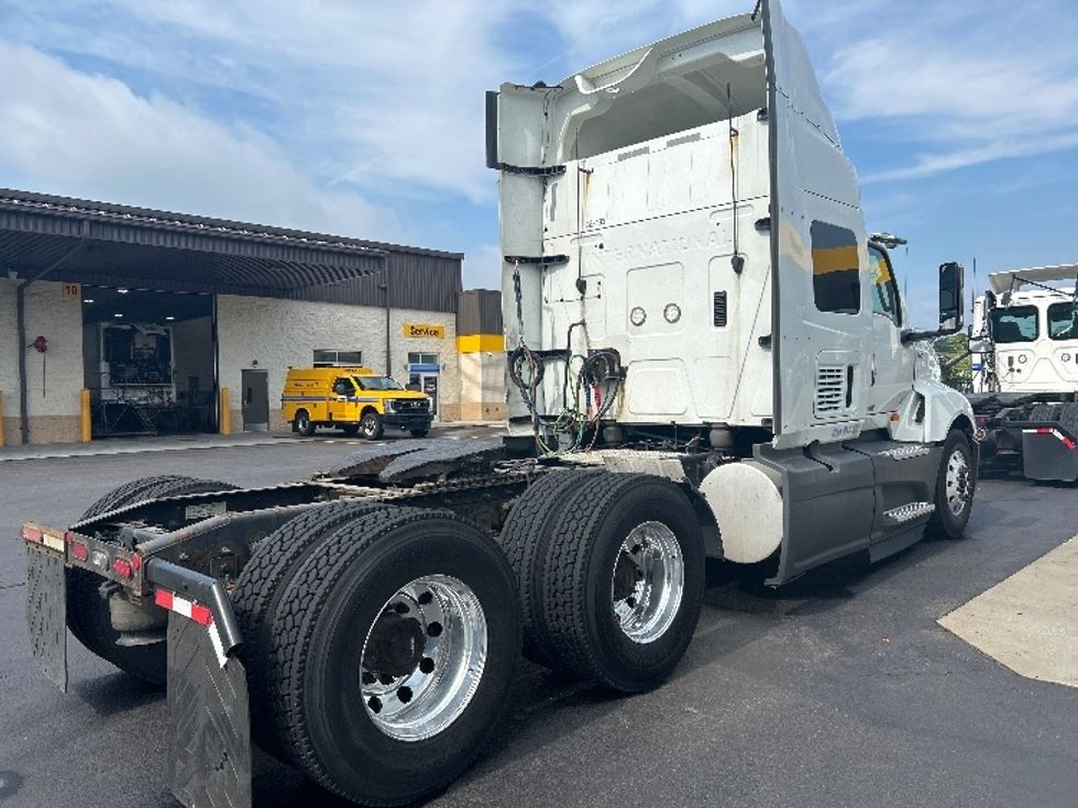 Sleeper Tractor-Heavy Duty Tractors-International-2019-LT625-Cranbury-NJ-547,207\n\t\tmiles-$ 44,000 - Image 7