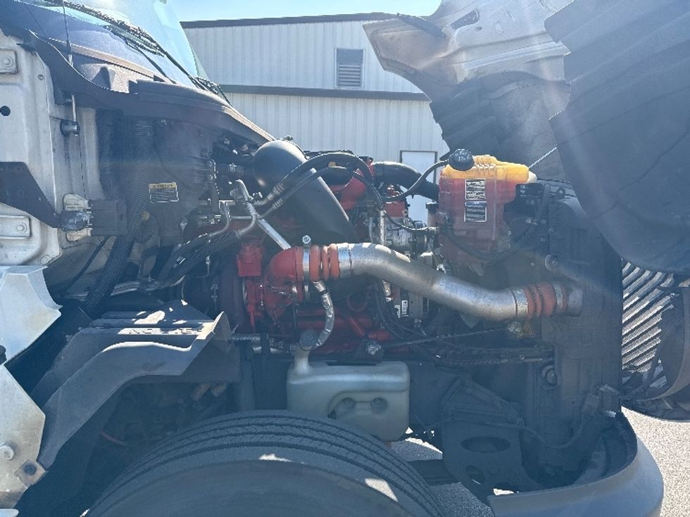 Sleeper Tractor-Heavy Duty Tractors-International-2019-LT625-Decatur-AL-367,325\n\t\tmiles-$ 44,250 - Image 20