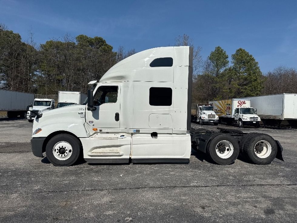 Sleeper Tractor-Heavy Duty Tractors-International-2019-LT625-Decatur-AL-367,325\n\t\tmiles-$ 44,250 - Image 4