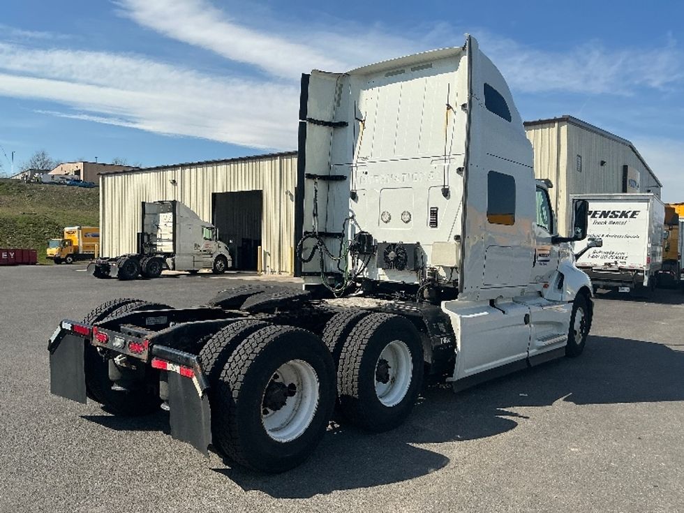Sleeper Tractor-Heavy Duty Tractors-International-2019-LT625-Duncansville-PA-409,625\n\t\tmiles-$ 43,750 - Image 7