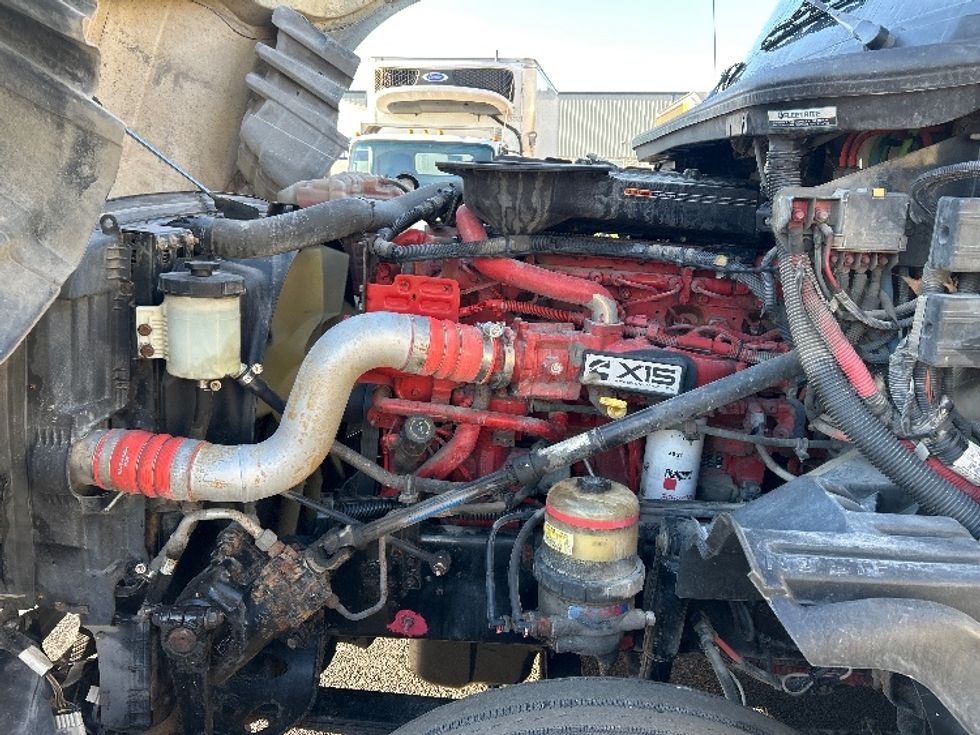 Sleeper Tractor-Heavy Duty Tractors-International-2019-LT625-Duncansville-PA-552,650\n\t\tmiles-$ 38,000 - Image 21