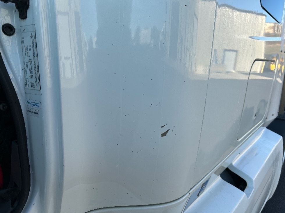 Sleeper Tractor-Heavy Duty Tractors-International-2019-LT625-Duncansville-PA-552,650\n\t\tmiles-$ 38,000 - Image 22