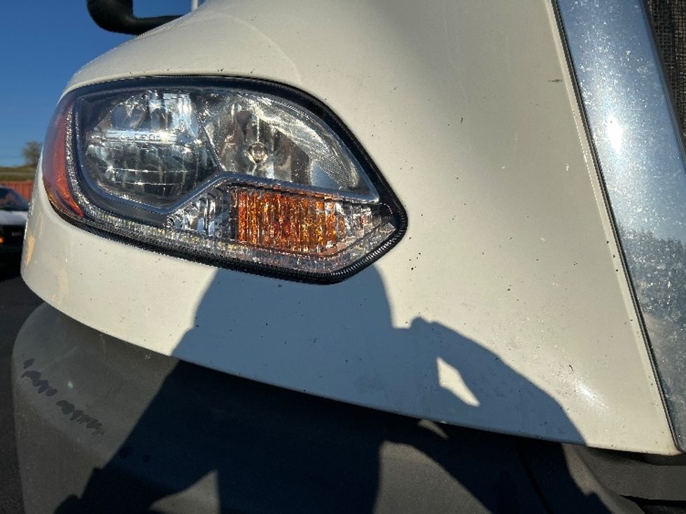 Sleeper Tractor-Heavy Duty Tractors-International-2019-LT625-Duncansville-PA-552,650\n\t\tmiles-$ 38,000 - Image 24