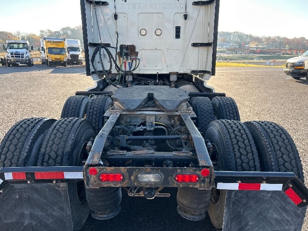 Sleeper Tractor-Heavy Duty Tractors-International-2019-LT625-Duncansville-PA-552,650\n\t\tmiles-$ 38,000 - Image 6
