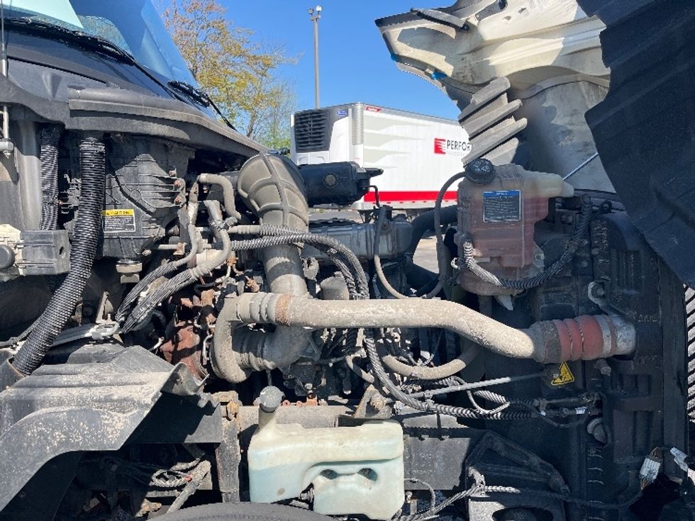 Sleeper Tractor-Heavy Duty Tractors-International-2019-LT625-East Chicago-IN-451,705\n\t\tmiles-$ 27,250 - Image 20