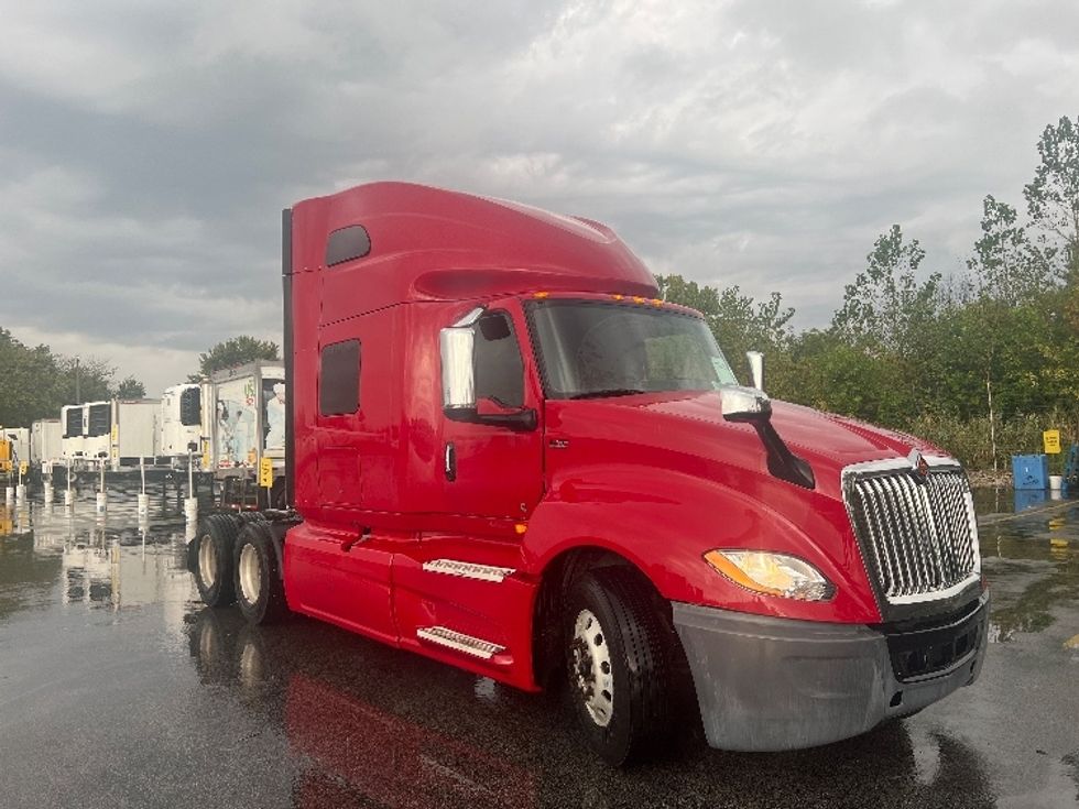 Sleeper Tractor-Heavy Duty Tractors-International-2019-LT625-East Chicago-IN-464,095\n\t\tmiles-$ 41,000 - Image 1