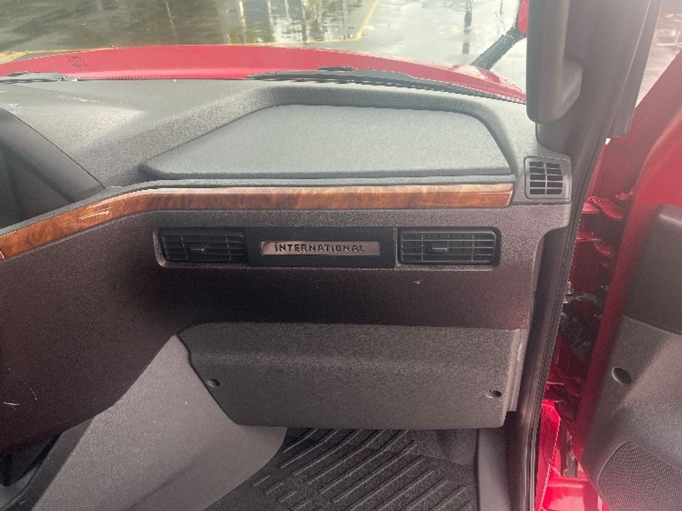 Sleeper Tractor-Heavy Duty Tractors-International-2019-LT625-East Chicago-IN-464,095\n\t\tmiles-$ 41,000 - Image 14