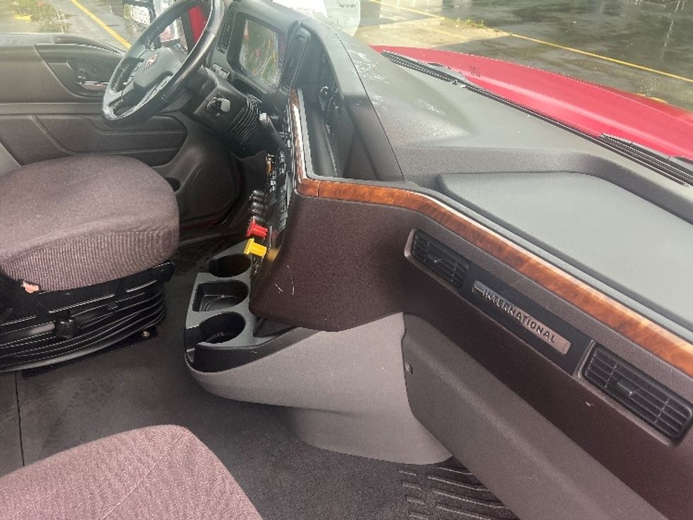 Sleeper Tractor-Heavy Duty Tractors-International-2019-LT625-East Chicago-IN-464,095\n\t\tmiles-$ 41,000 - Image 15