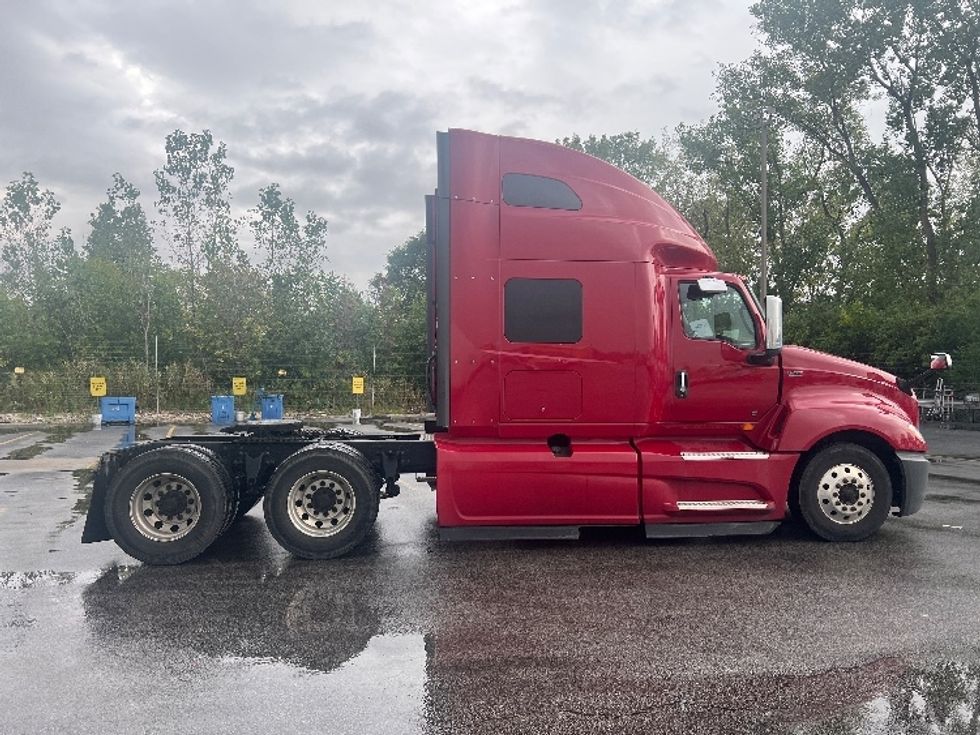 Sleeper Tractor-Heavy Duty Tractors-International-2019-LT625-East Chicago-IN-475,176\n\t\tmiles-$ 39,500 - Image 8