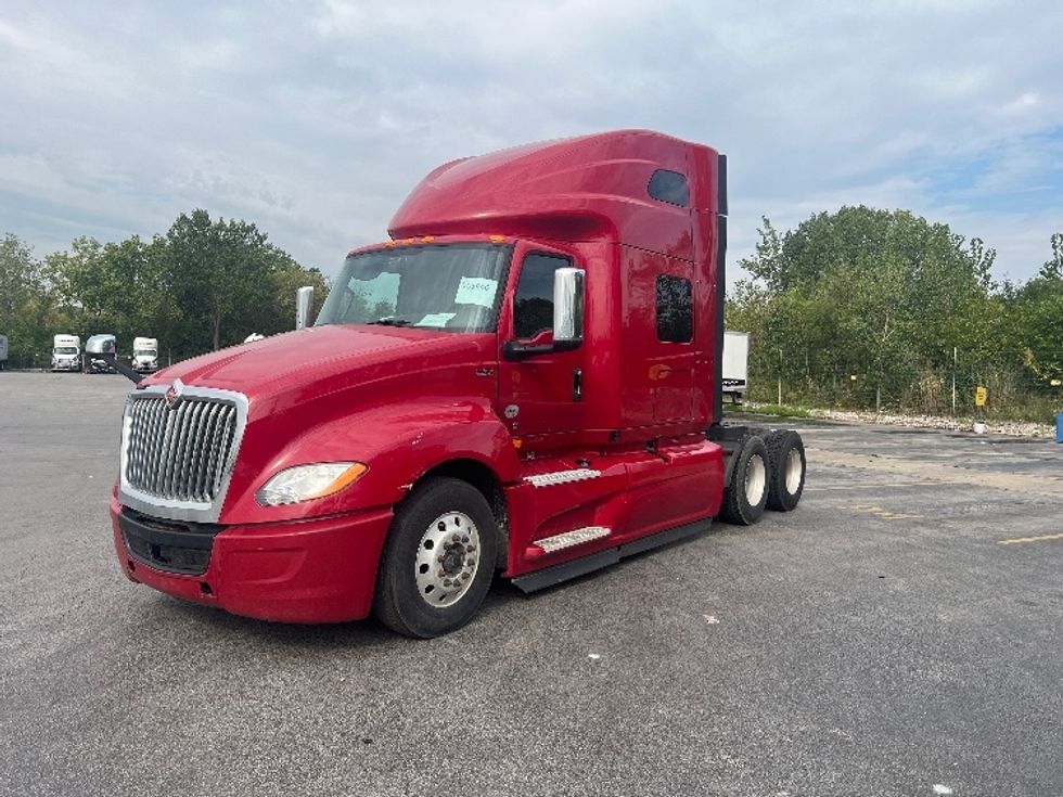 2019 International LT625 LT photo 3