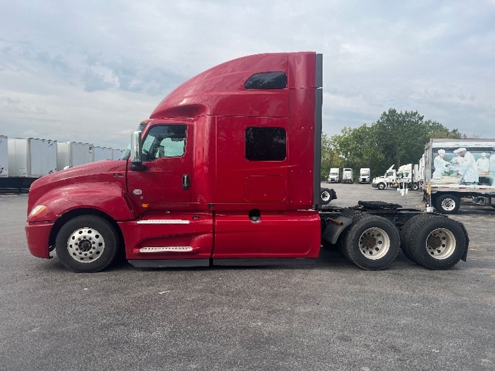 2019 International LT625 LT photo 4