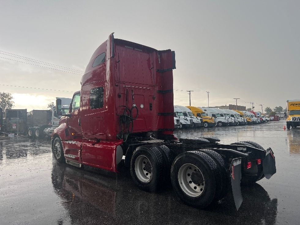 Sleeper Tractor-Heavy Duty Tractors-International-2019-LT625-East Chicago-IN-491,014\n\t\tmiles-$ 38,500 - Image 5