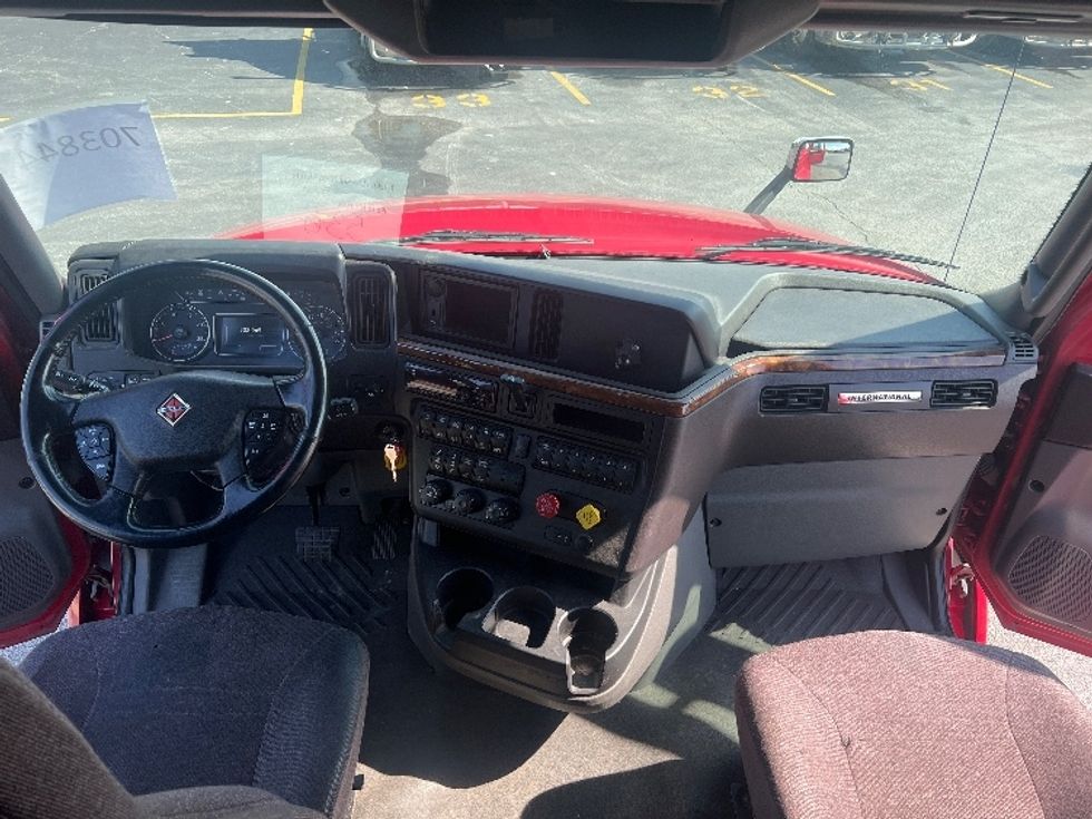 Sleeper Tractor-Heavy Duty Tractors-International-2019-LT625-East Chicago-IN-502,071\n\t\tmiles-$ 38,000 - Image 12