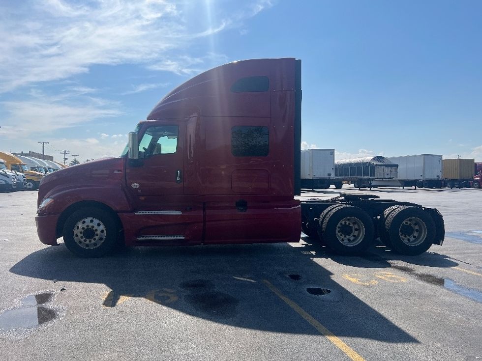 Sleeper Tractor-Heavy Duty Tractors-International-2019-LT625-East Chicago-IN-502,071\n\t\tmiles-$ 38,000 - Image 4