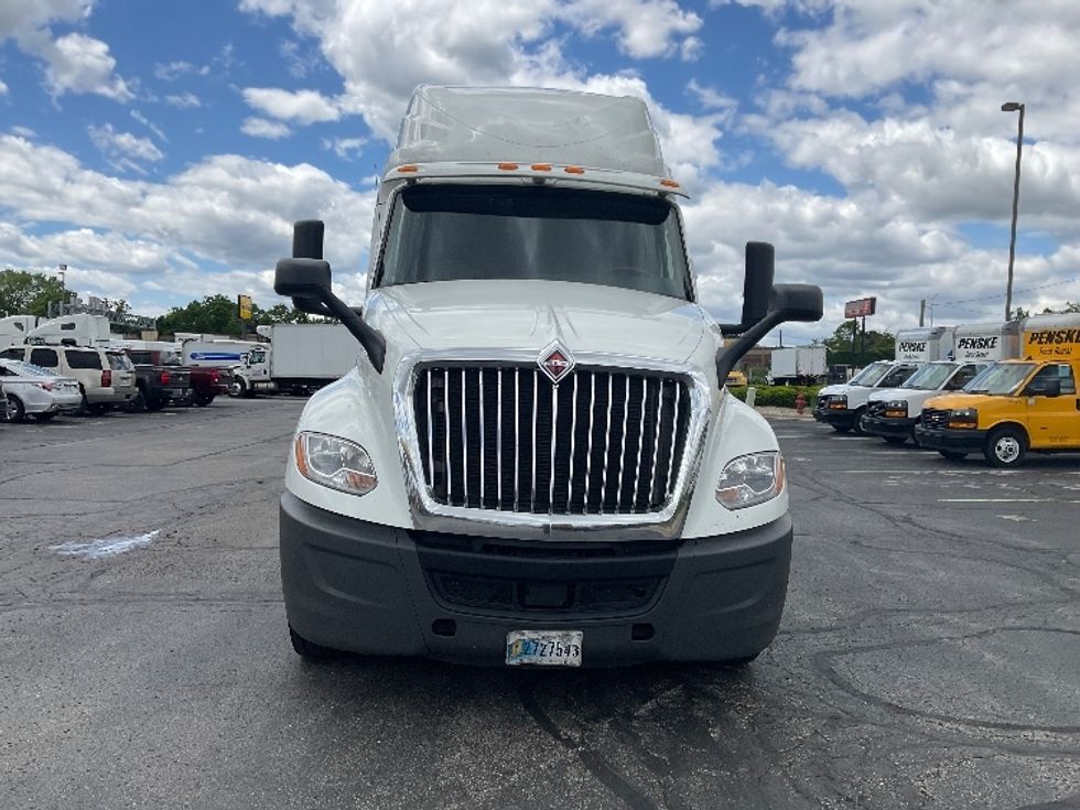 Sleeper Tractor-Heavy Duty Tractors-International-2019-LT625-East Chicago-IN-541,735\n\t\tmiles-$ 48,250 - Image 2
