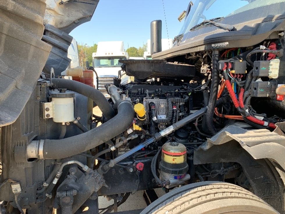 Sleeper Tractor-Heavy Duty Tractors-International-2019-LT625-East Liberty-OH-536,739\n\t\tmiles-$ 28,250 - Image 20