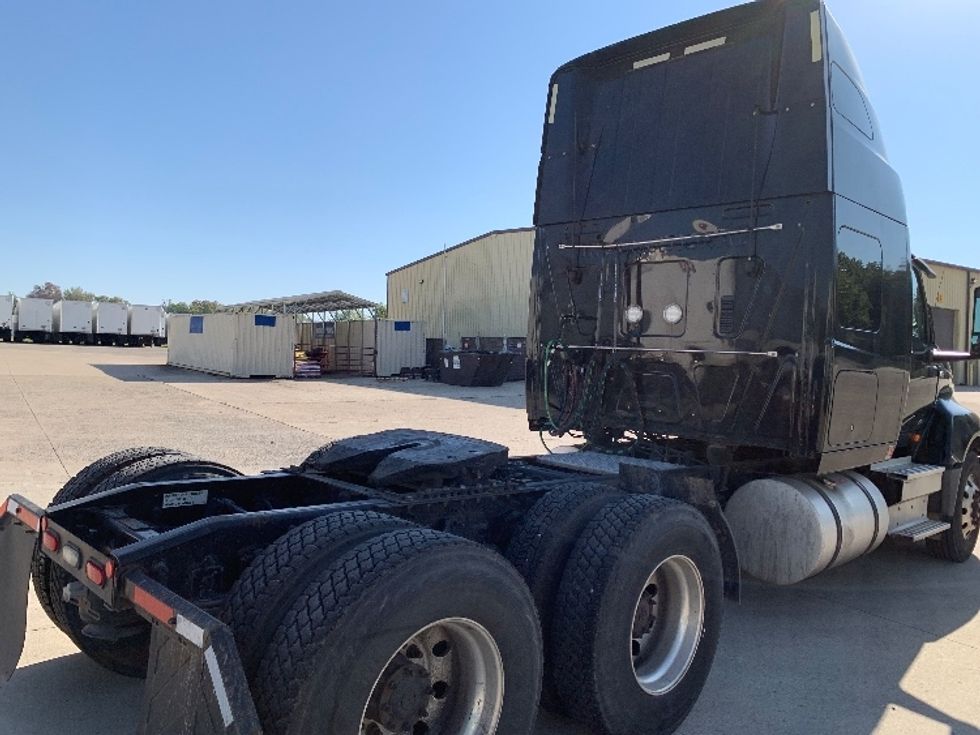 Sleeper Tractor-Heavy Duty Tractors-International-2019-LT625-East Liberty-OH-536,739\n\t\tmiles-$ 28,250 - Image 7