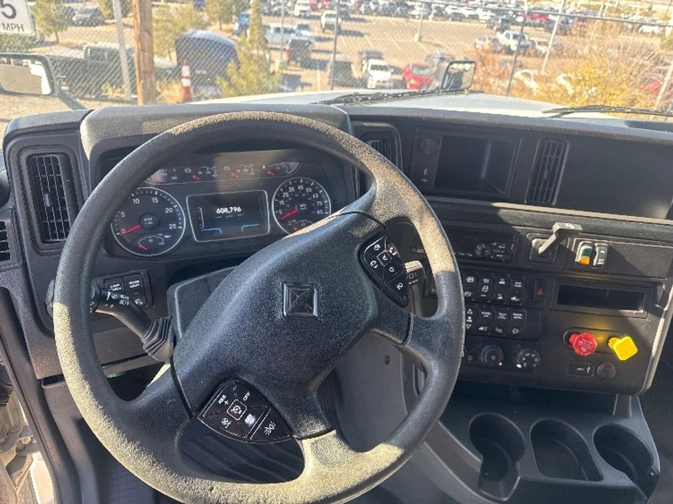 Sleeper Tractor-Heavy Duty Tractors-International-2019-LT625-El Paso-TX-608,487\n\t\tmiles-$ 32,750 - Image 11