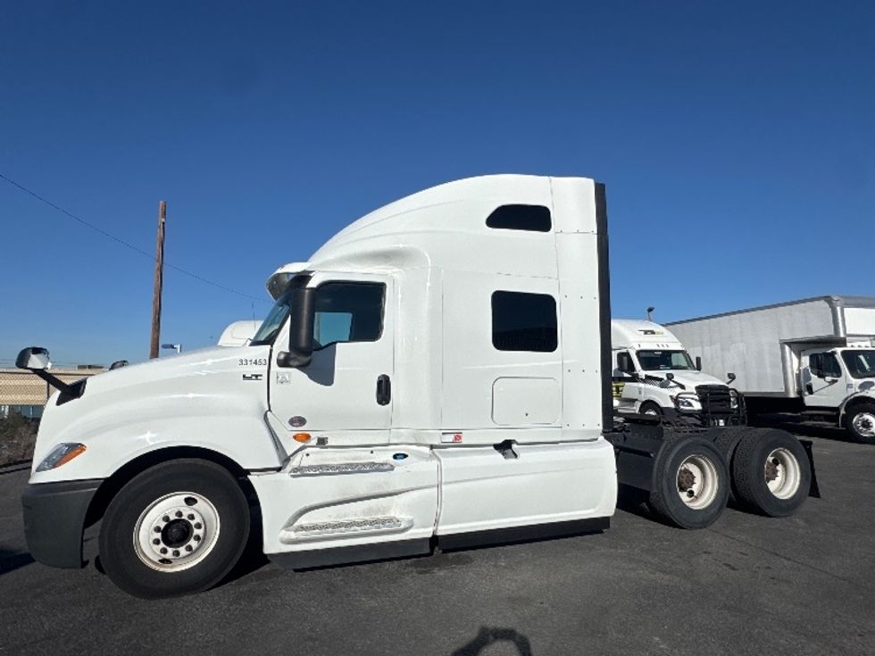 Sleeper Tractor-Heavy Duty Tractors-International-2019-LT625-El Paso-TX-608,487\n\t\tmiles-$ 32,750 - Image 4