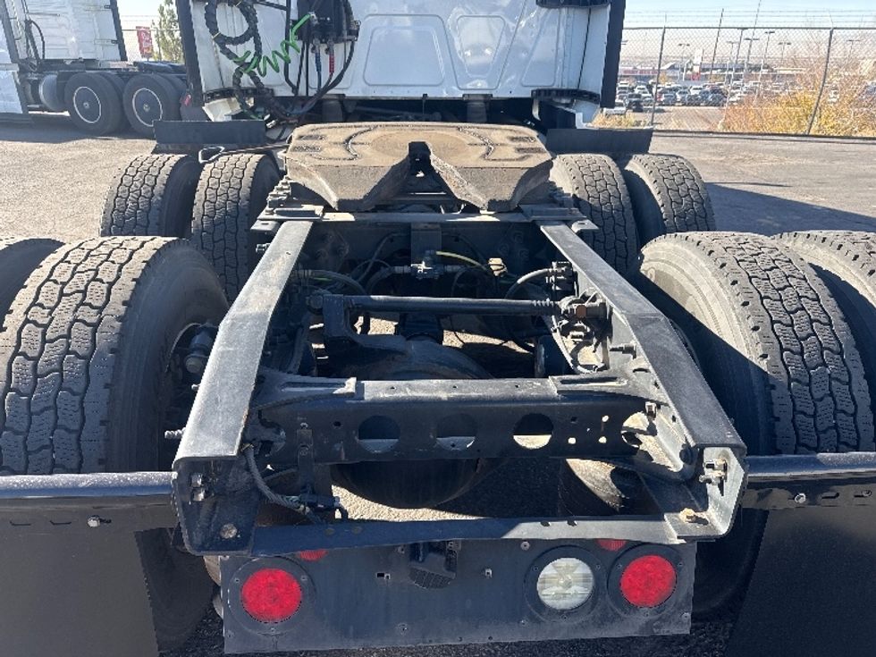 Sleeper Tractor-Heavy Duty Tractors-International-2019-LT625-El Paso-TX-608,487\n\t\tmiles-$ 32,750 - Image 6