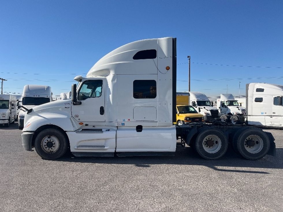 Sleeper Tractor-Heavy Duty Tractors-International-2019-LT625-El Paso-TX-649,353\n\t\tmiles-$ 31,750 - Image 4